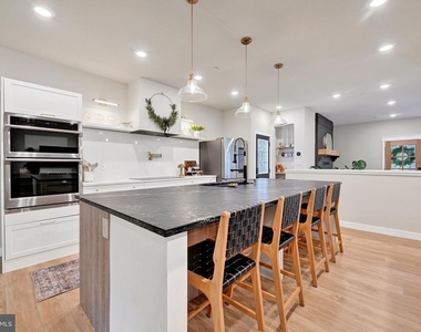5437 Glen Arm Road - Photo Thumbnail 13
