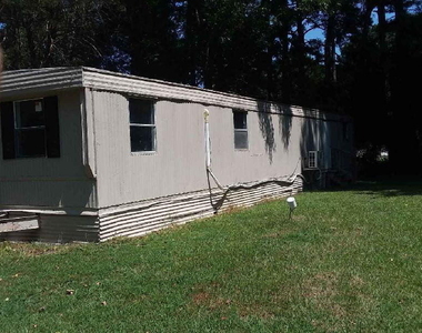 2620 Mobile Park Drive - Photo Thumbnail 1