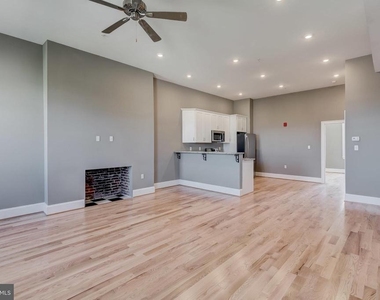 1214 Eutaw Place - Photo Thumbnail 10