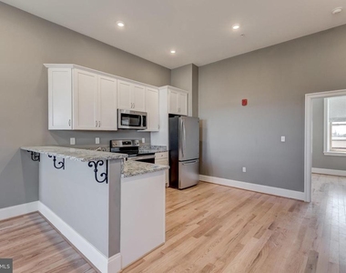 1214 Eutaw Place - Photo Thumbnail 6