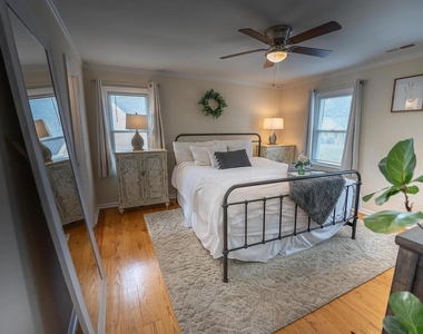 4312 Dyer Court - Photo Thumbnail 9