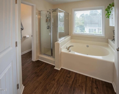 4312 Dyer Court - Photo Thumbnail 12