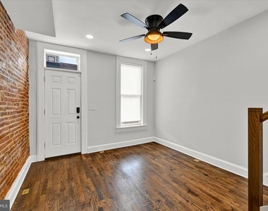 2 W Barney Street - Photo Thumbnail 6