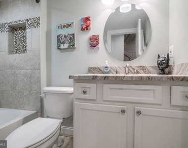 631 S Eaton Street - Photo Thumbnail 16