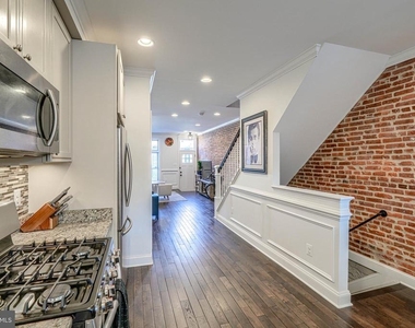 631 S Eaton Street - Photo Thumbnail 9