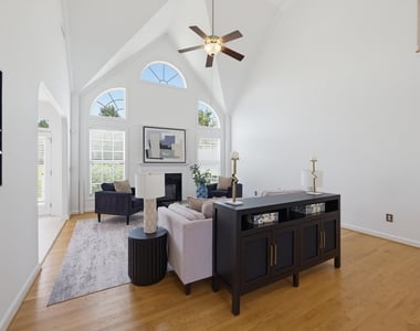 2912 Oak Bridge Drive - Photo Thumbnail 4
