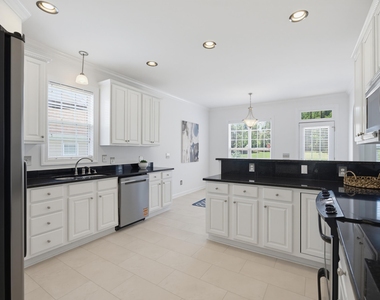 2912 Oak Bridge Drive - Photo Thumbnail 18