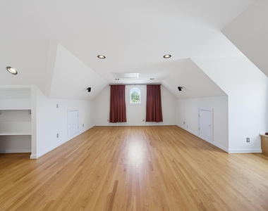 2912 Oak Bridge Drive - Photo Thumbnail 37