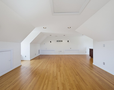 2912 Oak Bridge Drive - Photo Thumbnail 38