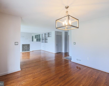 2804 Hanson Avenue - Photo Thumbnail 15