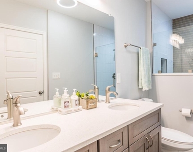 522 S Bethel Street - Photo Thumbnail 13