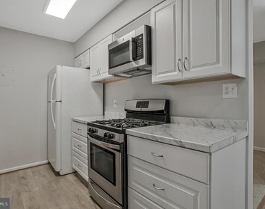 15 Silverwood Circle - Photo Thumbnail 18