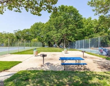 15 Silverwood Circle - Photo Thumbnail 35
