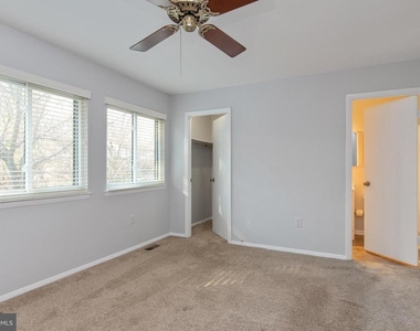 1225 Driftwood Court - Photo Thumbnail 6