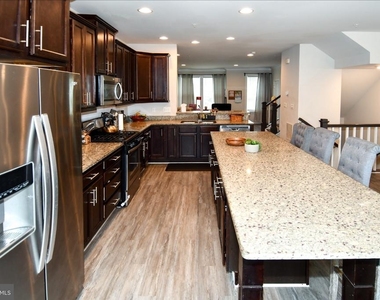 1412 Becknel Avenue - Photo Thumbnail 8