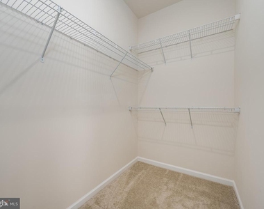 2958 Cornfield Avenue - Photo Thumbnail 14