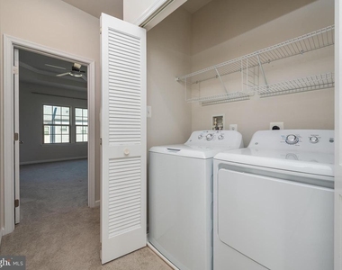 2958 Cornfield Avenue - Photo Thumbnail 15