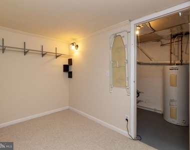 1036 Hyde Park Drive - Photo Thumbnail 18