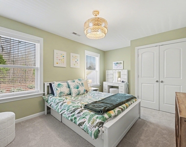 6002 Stone Valley Way - Photo Thumbnail 18