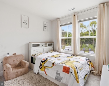 6815 Winterhill Ln - Photo Thumbnail 25