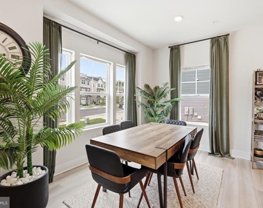 6815 Winterhill Ln - Photo Thumbnail 7