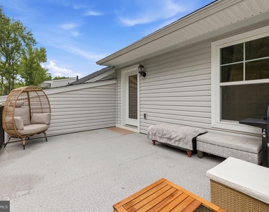 6815 Winterhill Ln - Photo Thumbnail 30