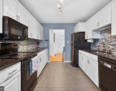3 Tall Oaks Court - Photo Thumbnail 17