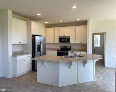 2444 W Palladio Place - Photo Thumbnail 5