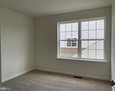 2444 W Palladio Place - Photo Thumbnail 18