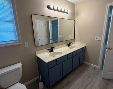 172 Abigail Lane - Photo Thumbnail 18