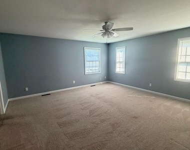 172 Abigail Lane - Photo Thumbnail 14