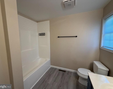 172 Abigail Lane - Photo Thumbnail 11