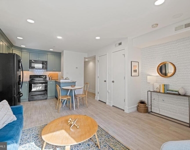1237 Kenyon Street Nw - Photo Thumbnail 10