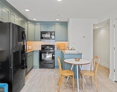 1237 Kenyon Street Nw - Photo Thumbnail 6