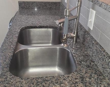 157 Chesapeake Street Sw - Photo Thumbnail 10