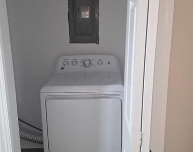 157 Chesapeake Street Sw - Photo Thumbnail 12