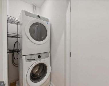 731 Fairmont Street Nw - Photo Thumbnail 17