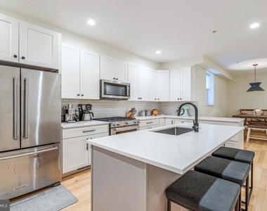 731 Fairmont Street Nw - Photo Thumbnail 19