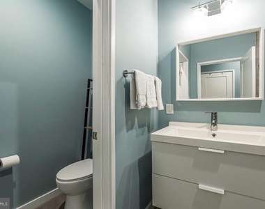 731 Fairmont Street Nw - Photo Thumbnail 14