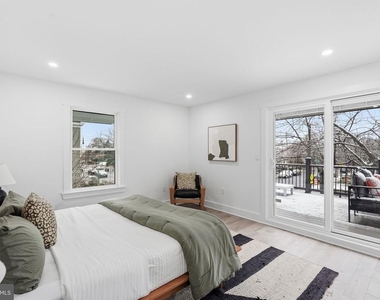 1355 Longfellow Street Nw - Photo Thumbnail 17