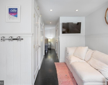 1832 Corcoran Street Nw - Photo Thumbnail 3