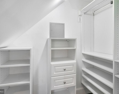 1832 Corcoran Street Nw - Photo Thumbnail 7