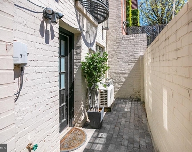 1832 Corcoran Street Nw - Photo Thumbnail 10