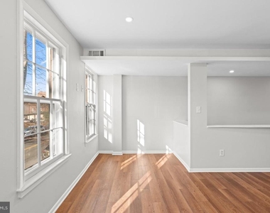 2517 P Street Nw - Photo Thumbnail 4