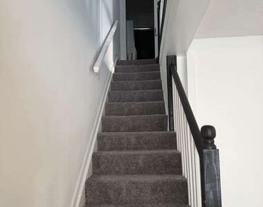 1249 Morse Street Ne - Photo Thumbnail 12