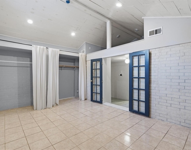 2204 Santa Rita St - Photo Thumbnail 19