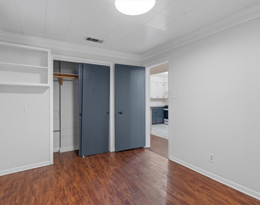 2204 Santa Rita St - Photo Thumbnail 13