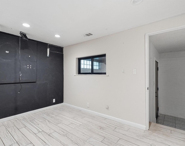 2204 Santa Rita St - Photo Thumbnail 21