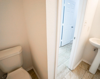 801 Cisco Valley Cv - Photo Thumbnail 9