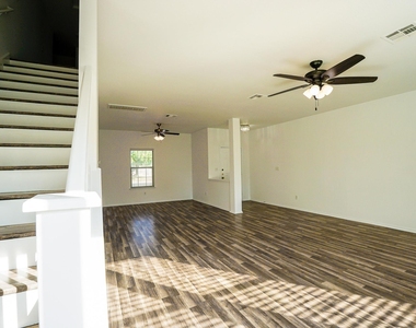 801 Cisco Valley Cv - Photo Thumbnail 5